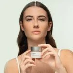 Negovalni balzam za telo CBD Zenheal InnovaGoods, 50 ml