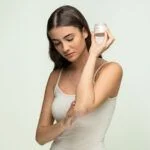 Negovalni balzam za telo CBD Zenheal InnovaGoods, 50 ml