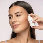 Krema za predel okoli oči Kombucha Vibeglow InnovaGoods, 15 ml
