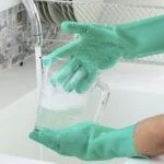 Večnamenske silikonske rokavice s ščetinami InnovaGoods