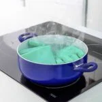 Večnamenske silikonske rokavice s ščetinami InnovaGoods