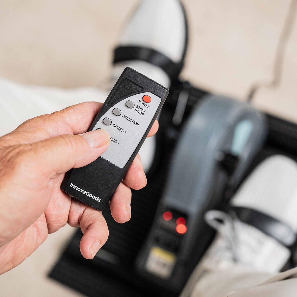 Elektricno-Pomozni-Pedal-za-Roke-in-Noge-s-Preprogo-in-Daljinskim-Nadzorom-Velora-3000-InnovaGoods-2